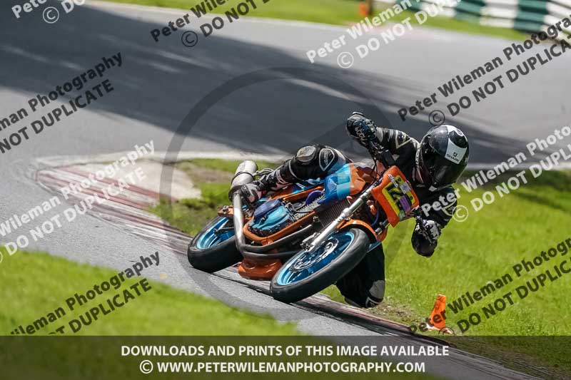 cadwell no limits trackday;cadwell park;cadwell park photographs;cadwell trackday photographs;enduro digital images;event digital images;eventdigitalimages;no limits trackdays;peter wileman photography;racing digital images;trackday digital images;trackday photos